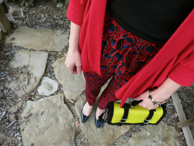 silky pants, patterned pants, asos satchel, nine west wedges, indianapolis style blogger